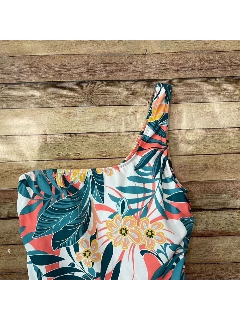 Jantzen Women’s Rainforest One Shoulder One Piece Floral Swimsuit Size: 16 - Picture 5 of 12